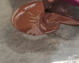 Foto del paso 4 de la receta: 🍫Bombones 🌰de chocolate rellenos 😋