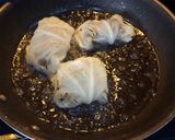 A picture of step 6 of Mushroom Cabbage Dumplings.