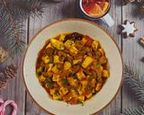 A picture of step 6 of Paneer Mushroom Masala.