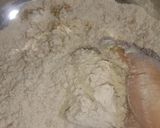 A picture of step 1 of Sindhi methi koki.