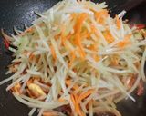 Foto langkah ke 3 dari resep Mi hun Bumbu Sambal Goreng.