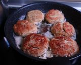 Sajtos-kapros cukkinifasírt recept fázis 2 fotója