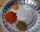 A picture of step 4 of Vendaikkai fry(lady's finger).