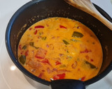 Foto del paso 8 de la receta: Albóndigas de pavo en salsa de pimientos verdes y rojos