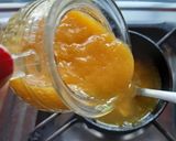 A picture of step 4 of Mango Panna Cotta.