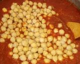 Foto del paso 3 de la receta: Garbanzos con tomate