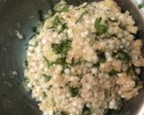 A picture of step 2 of Kairi coconut chutney stuffed Sabudana bomb.