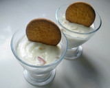 Foto del paso 11 de la receta: Panna cotta de limón🍋 y galletas con confitura de fresas 🍓