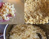 A picture of step 3 of Bánh Chưng (Vietnamese Sticky Rice Cake).