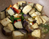 Foto langkah ke 3 dari resep Oseng Tahu Terong.