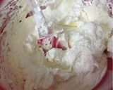 A picture of step 4 of Strawberry Pretzel Salad.