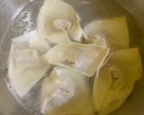 Foto langkah ke 6 dari resep Pangsit Ayam Kuah Pedas.