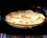 Foto del paso 10 de la receta: Dorada al horno con langostinos macerados y patatas guisadas