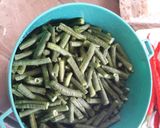 Foto langkah ke 1 dari resep Tumis kacang panjang plus krecek (rambak kulit sapi).