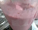 Foto del paso 3 de la receta: Licuado de frutillas y semillas, light y nutritivo!!