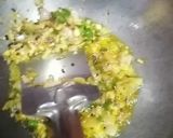 A picture of step 2 of Aloo paratha.