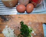 Foto langkah ke 1 dari resep Telor Dadar Kornet.