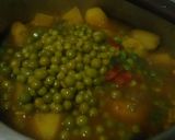A picture of step 5 of Banana stew.