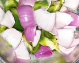 A picture of step 6 of Paneer do pyaza.
