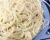 Foto langkah ke 1 dari resep Spaghetti Alfredo.