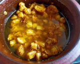 A picture of step 4 of Rasile Aloo.