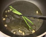 Foto del passaggio 2 della ricetta Tagliatelle seppie e moscardini
