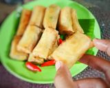 Foto langkah ke 5 dari resep Lumpia Sayur Minion (lumpia mini).