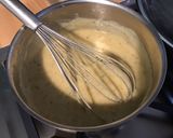 Une image de l'étape 7 de Gratin de chou fleur aux deux sauces, ail et emmental râpé.