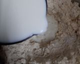 A picture of step 4 of Sel roti.
