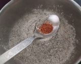 A picture of step 3 of Kuttu ke pakode.