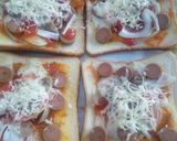 Foto langkah ke 4 dari resep Pizza Roti Tawar Teflon.