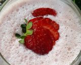 صورة لخطوة 4 من وصفة بودنج الشيا بالفراولة 🍓