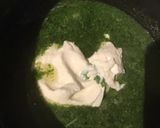 A picture of step 2 of California Farm Parsley Cheese Soup.