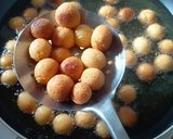 A picture of step 6 of Milk Balls.