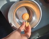 Hình bước làm 4 của món Bánh mì nướng sốt dầu trứng siêu ngonnnn