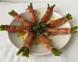 Foto del paso 5 de la receta: Espárragos al horno con gabardina de jamón serrano y queso