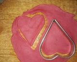 A picture of step 3 of Beetroot heart puri.