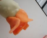 A picture of step 5 of Chocolate choco pops Flowers.