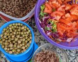 Foto del paso 1 de la receta: 🍅 Ensalada bien colorida 🥕