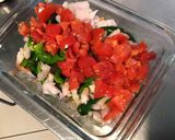 Une image de l'étape 6 de Piments verts doux aux tomates et oignon de roscoff.
