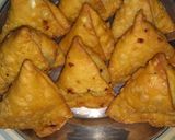 समोसा रेसिपी (samosa recipe in Hindi) रेसिपी चरण 8 फोटो