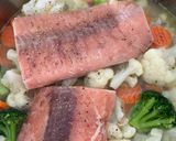 Lazac zöldségmártásban, rizzsel, gyorsan recept fázis 2 fotója