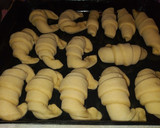 Foto del paso 7 de la receta: Medialunas de Manteca sin Hojaldre