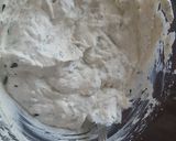 Ricottás-medvehagymás sonkakrém recept fázis 2 fotója