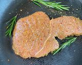 A picture of step 1 of Beef Steak with Herbs and Spices.