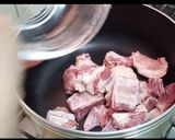 A picture of step 2 of Rangeen Pulao.