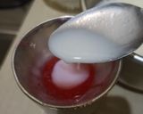 Foto langkah ke 4 dari resep Tumpeng Puding Mini Merah Putih.