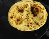 કલોંજી વાળા પરાઠા (Kalonji Wala Paratha Recipe In Gujarati) રેસીપી સ્ટેપ2ફોટો