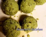 A picture of step 3 of Paan coconut laddo.