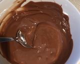 A picture of step 2 of Iced Summer Berries with Chocolate ‘Ice Magic’.